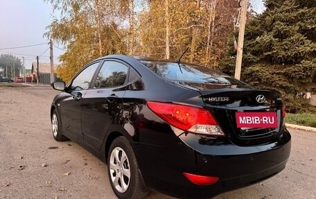 Hyundai Solaris II рестайлинг, 2012 год, 945 000 рублей, 7 фотография