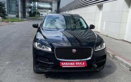 Jaguar F-Pace, 2018 год, 2 190 000 рублей, 3 фотография