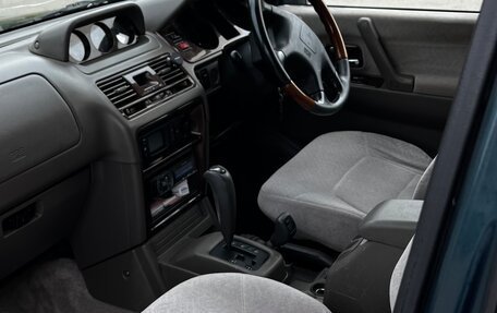 Mitsubishi Pajero III рестайлинг, 1997 год, 700 000 рублей, 3 фотография