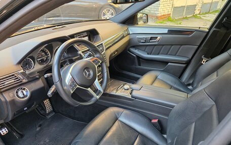 Mercedes-Benz E-Класс, 2012 год, 1 500 000 рублей, 5 фотография