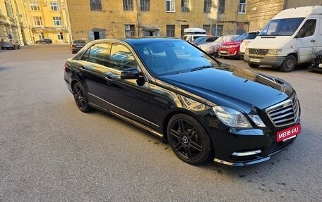 Mercedes-Benz E-Класс, 2012 год, 1 500 000 рублей, 2 фотография