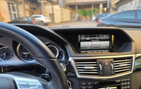 Mercedes-Benz E-Класс, 2012 год, 1 500 000 рублей, 7 фотография