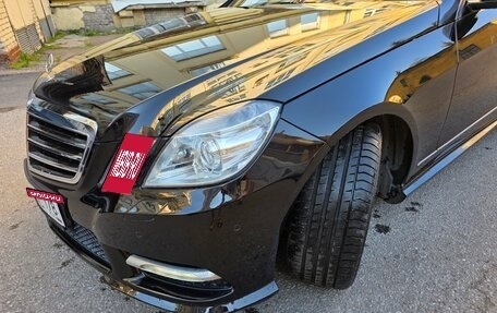 Mercedes-Benz E-Класс, 2012 год, 1 500 000 рублей, 12 фотография