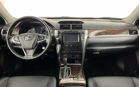 Toyota Camry, 2015 год, 1 950 000 рублей, 13 фотография