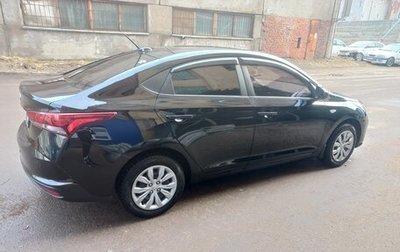 Hyundai Solaris II рестайлинг, 2021 год, 1 800 000 рублей, 1 фотография