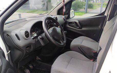Peugeot Partner II рестайлинг 2, 2016 год, 690 000 рублей, 9 фотография