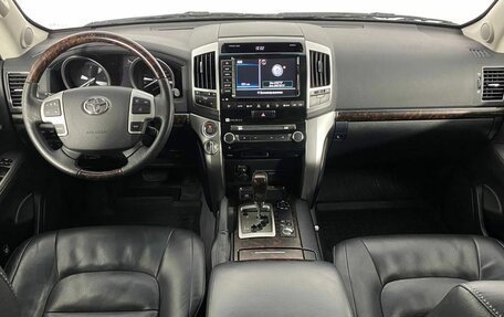 Toyota Land Cruiser 200, 2015 год, 4 690 000 рублей, 14 фотография