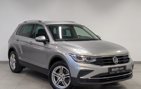 Volkswagen Tiguan II, 2021 год, 3 200 000 рублей, 3 фотография