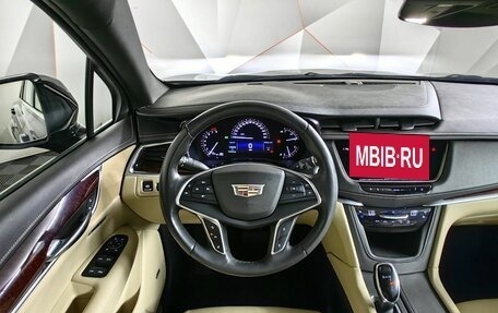 Cadillac XT5 I рестайлинг, 2017 год, 2 649 000 рублей, 15 фотография