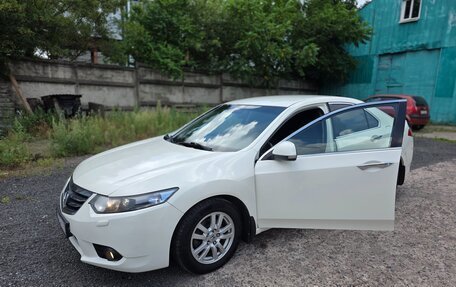 Honda Accord VIII рестайлинг, 2011 год, 1 300 000 рублей, 3 фотография