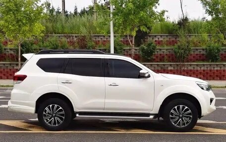 Nissan Terra, 2022 год, 2 390 000 рублей, 8 фотография