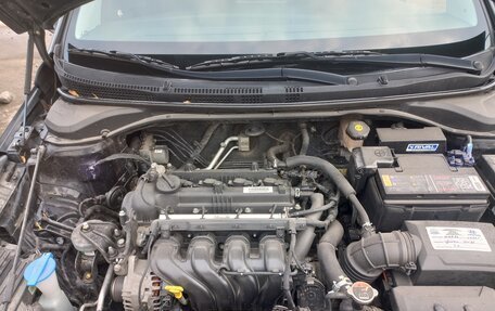Hyundai Solaris II рестайлинг, 2021 год, 1 800 000 рублей, 11 фотография