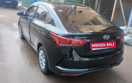 Hyundai Solaris II рестайлинг, 2021 год, 1 800 000 рублей, 8 фотография