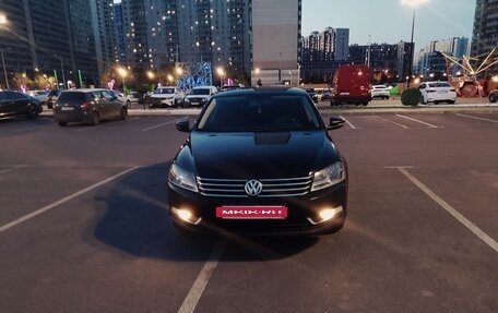 Volkswagen Passat B7, 2011 год, 660 000 рублей, 3 фотография