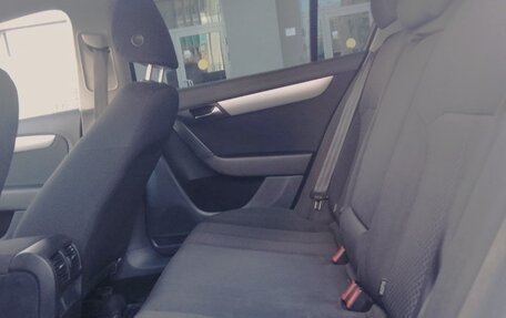 Volkswagen Passat B7, 2011 год, 660 000 рублей, 17 фотография