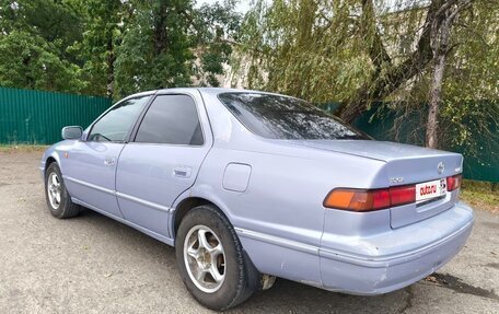 Toyota Camry, 1998 год, 380 000 рублей, 10 фотография