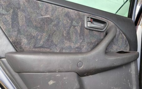 Toyota Camry, 1998 год, 380 000 рублей, 18 фотография