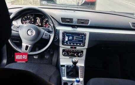 Volkswagen Passat B7, 2011 год, 660 000 рублей, 26 фотография