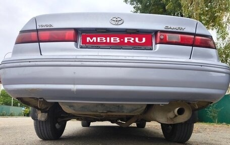 Toyota Camry, 1998 год, 380 000 рублей, 9 фотография