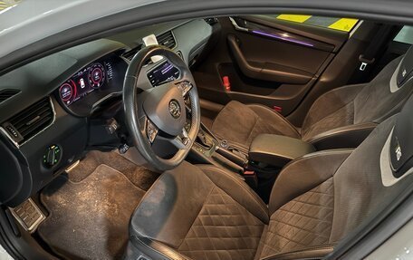 Skoda Octavia RS, 2019 год, 2 900 000 рублей, 9 фотография