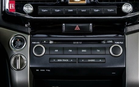 Toyota Land Cruiser 200, 2008 год, 2 598 000 рублей, 25 фотография