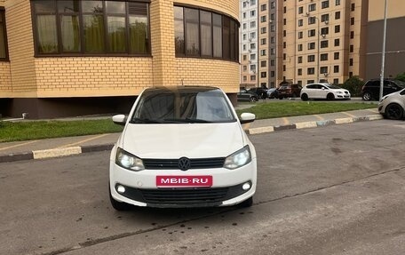 Volkswagen Polo VI (EU Market), 2012 год, 300 000 рублей, 3 фотография