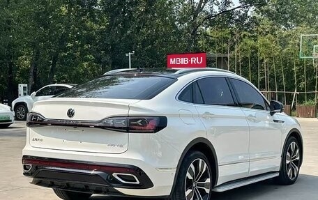 Volkswagen Tiguan II, 2022 год, 2 500 000 рублей, 5 фотография