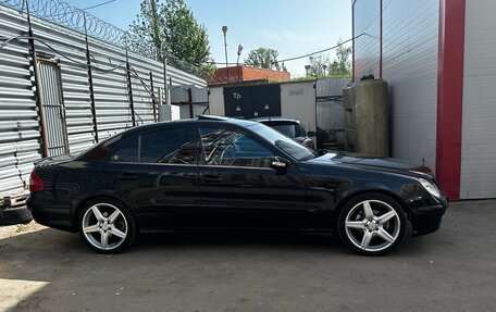 Mercedes-Benz E-Класс, 2003 год, 820 000 рублей, 2 фотография