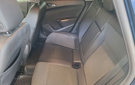 Opel Astra J, 2010 год, 590 000 рублей, 14 фотография