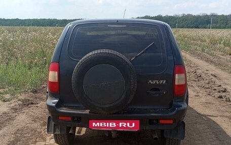 Chevrolet Niva I рестайлинг, 2006 год, 480 000 рублей, 3 фотография