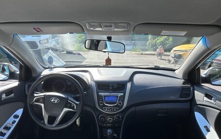 Hyundai Solaris II рестайлинг, 2012 год, 620 000 рублей, 6 фотография