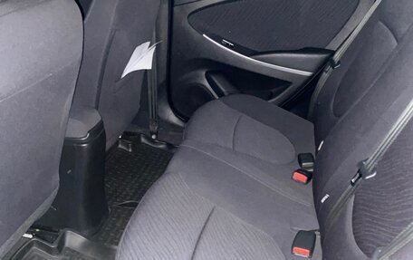 Hyundai Solaris II рестайлинг, 2015 год, 1 020 000 рублей, 15 фотография