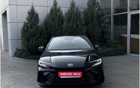 Toyota Camry, 2024 год, 4 100 000 рублей, 2 фотография