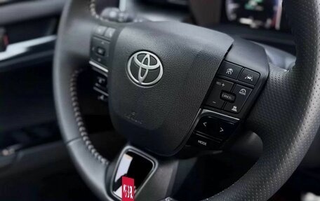 Toyota Camry, 2024 год, 4 100 000 рублей, 23 фотография