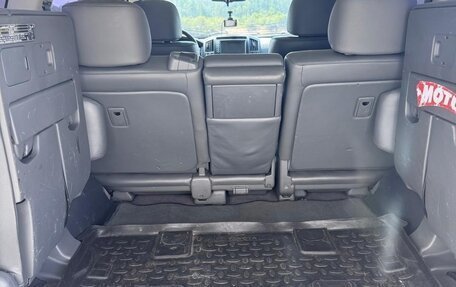 Toyota Land Cruiser 200, 2007 год, 2 400 000 рублей, 6 фотография
