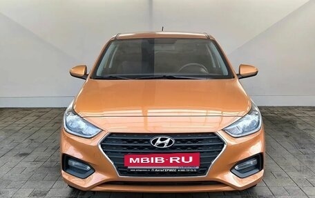 Hyundai Solaris II рестайлинг, 2017 год, 850 000 рублей, 2 фотография