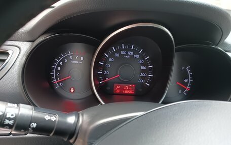 KIA Rio III рестайлинг, 2016 год, 1 000 000 рублей, 8 фотография