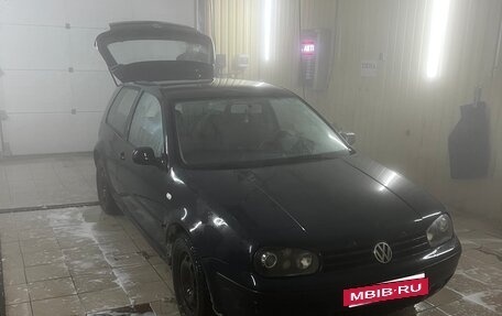 Volkswagen Golf IV, 2000 год, 250 000 рублей, 3 фотография