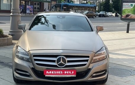 Mercedes-Benz CLS, 2011 год, 1 900 000 рублей, 2 фотография