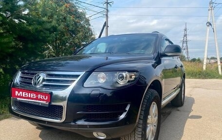 Volkswagen Touareg III, 2007 год, 880 000 рублей, 2 фотография
