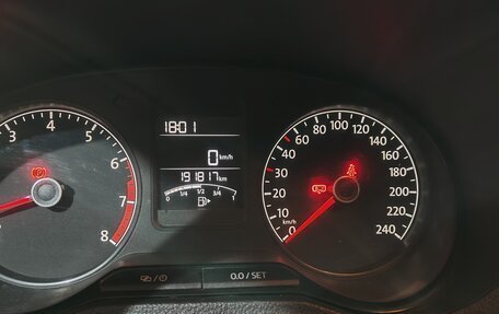 Volkswagen Polo VI (EU Market), 2015 год, 775 000 рублей, 21 фотография