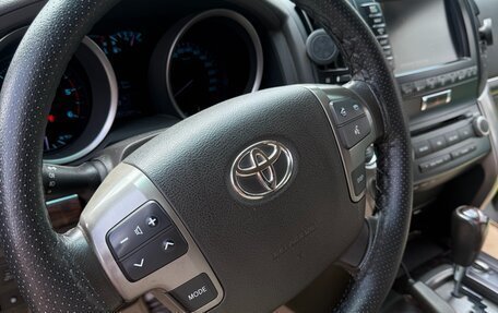 Toyota Land Cruiser 200, 2011 год, 3 650 000 рублей, 12 фотография