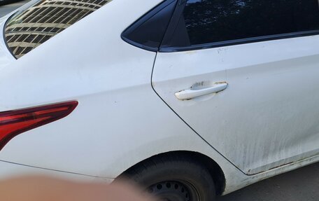 Hyundai Solaris II рестайлинг, 2018 год, 685 000 рублей, 3 фотография