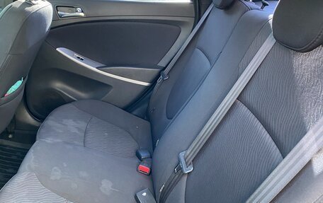 Hyundai Solaris II рестайлинг, 2014 год, 1 100 000 рублей, 9 фотография