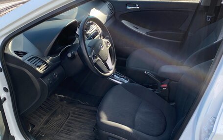 Hyundai Solaris II рестайлинг, 2014 год, 1 100 000 рублей, 5 фотография