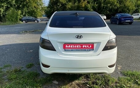 Hyundai Solaris II рестайлинг, 2014 год, 1 100 000 рублей, 2 фотография