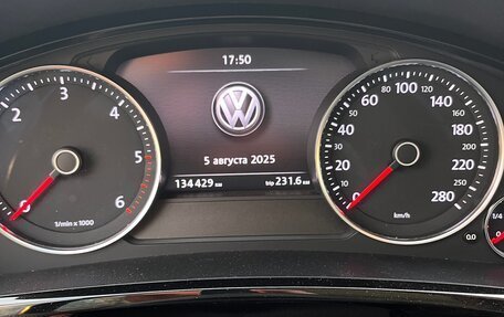 Volkswagen Touareg III, 2017 год, 4 650 000 рублей, 10 фотография