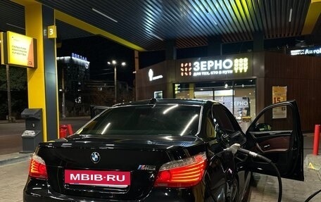 BMW M5, 2008 год, 4 300 000 рублей, 14 фотография