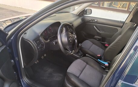 Volkswagen Golf IV, 2002 год, 600 000 рублей, 10 фотография