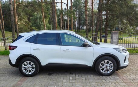 Ford Escape, 2023 год, 1 980 000 рублей, 2 фотография